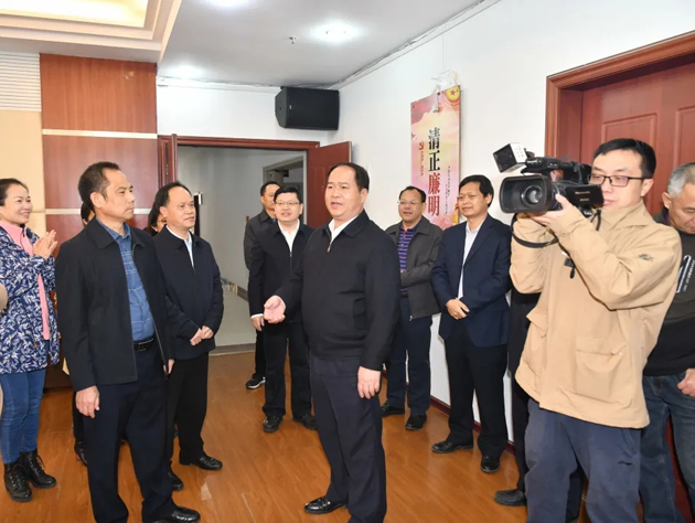 市委書記全桂壽到市總工會走訪調(diào)研