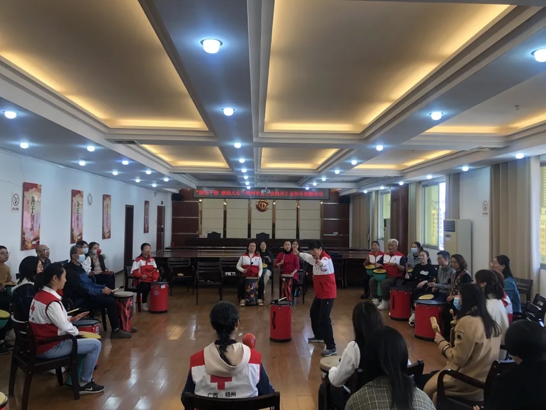 這鼓聲有魔力，讓你越聽越快樂