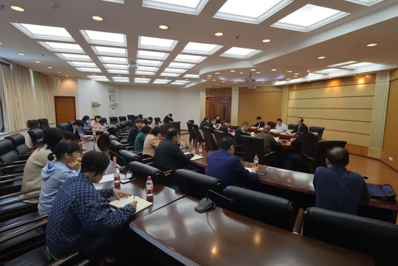 市政府與市總工會(huì)召開聯(lián)席會(huì)議推動(dòng)工會(huì)工作高質(zhì)量發(fā)展