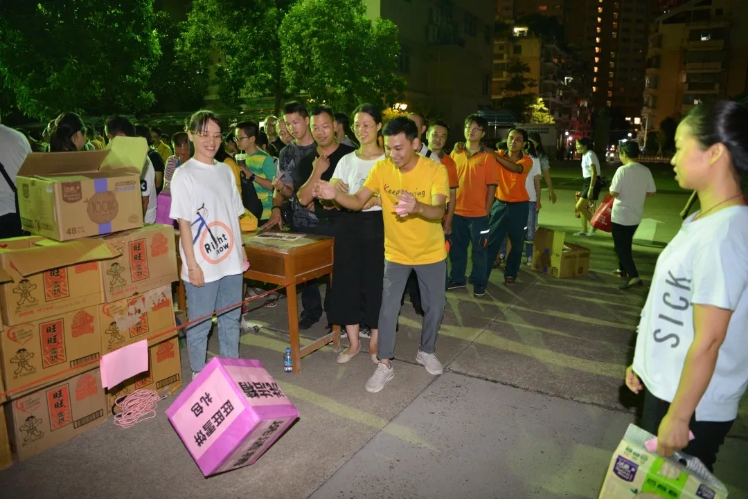 梧州郵政公司工會開展迎中秋、國慶趣味活動