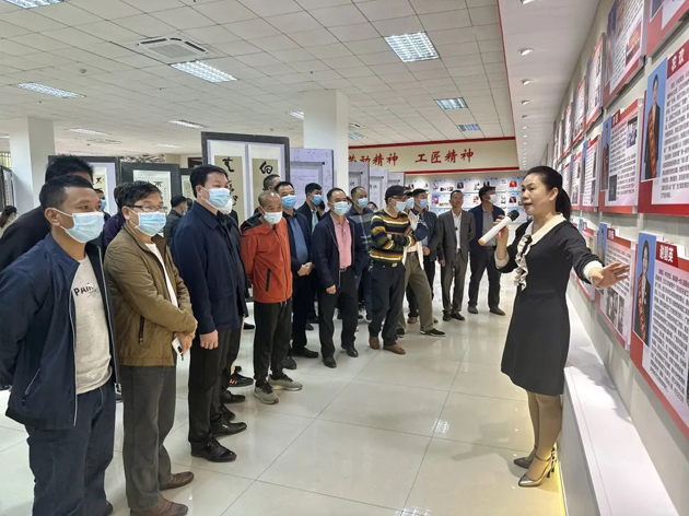 岑溪市教育工會開展思政教育暨職工醫(yī)療互助保障業(yè)務培訓班